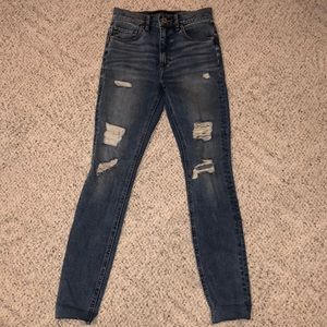 Express skinny jeans with distressing